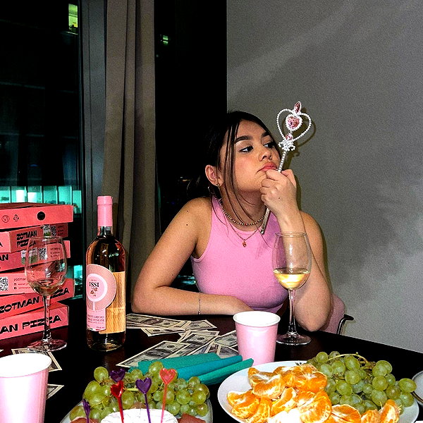 mekhrona_18 instagram image archive image