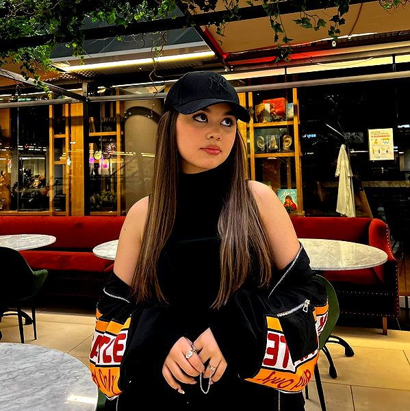 mekhrona_18 instagram image archive image