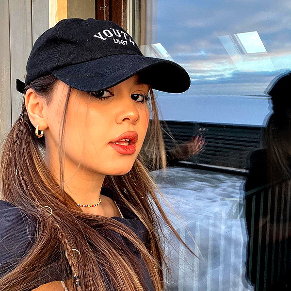 mekhrona_18 instagram image archive image