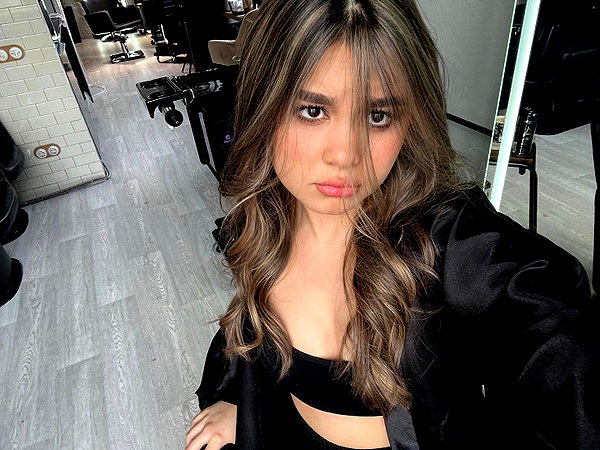 mekhrona_18 instagram image archive image