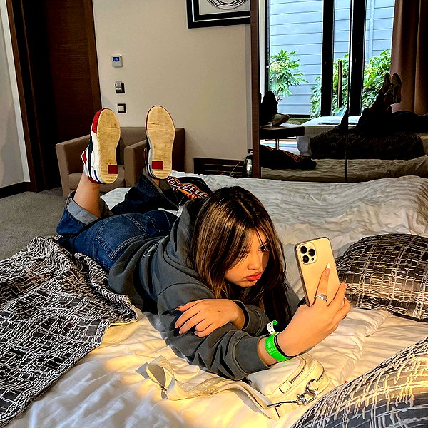 mekhrona_18 instagram image archive image