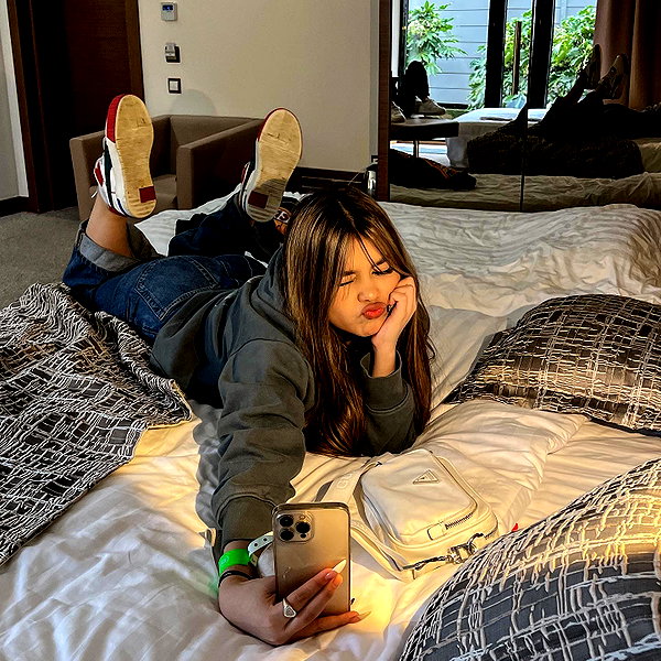 mekhrona_18 instagram image archive image