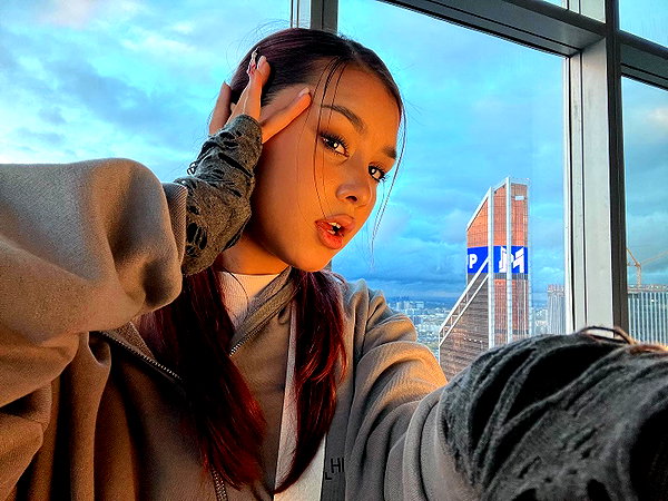mekhrona_18 instagram image archive image