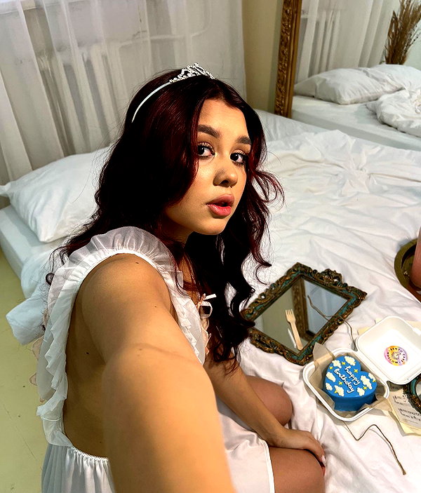 mekhrona_18 instagram image archive image