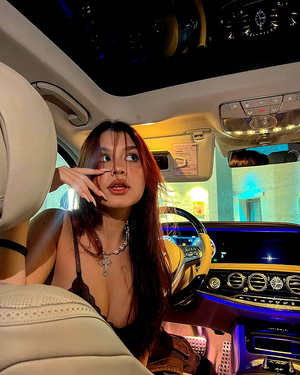 mekhrona_18 instagram image archive image