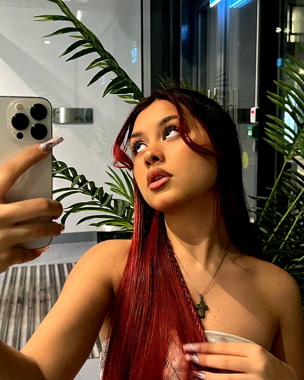 mekhrona_18 instagram image archive image