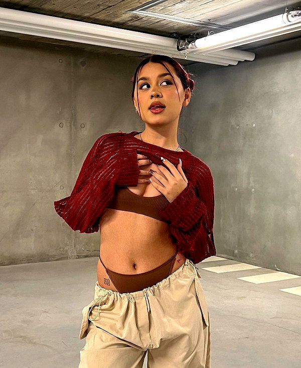 mekhrona_18 instagram image archive image