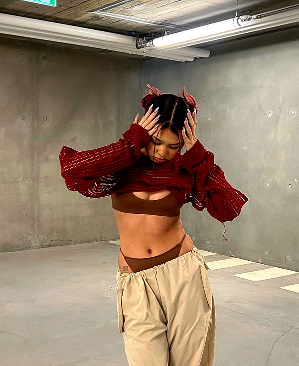 mekhrona_18 instagram image archive image