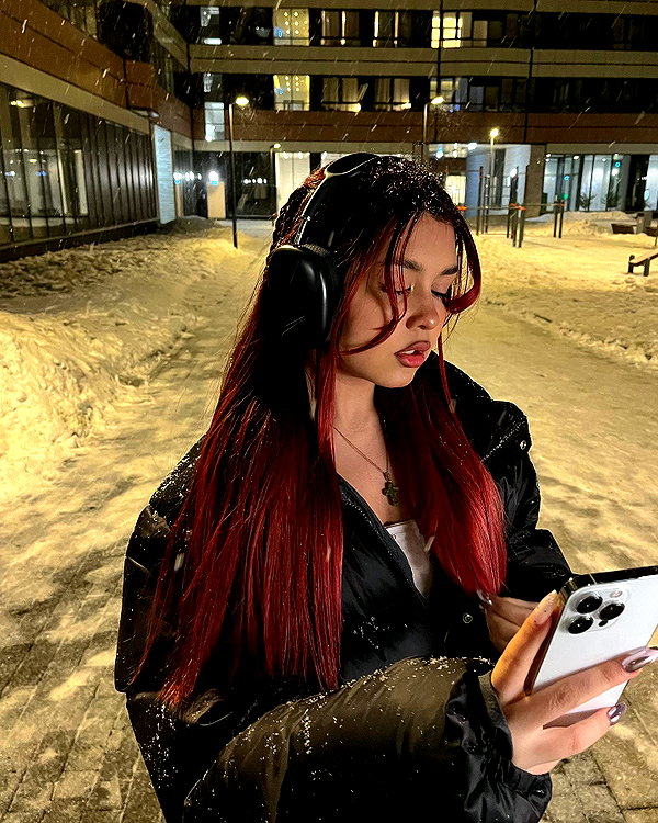 mekhrona_18 instagram image archive image