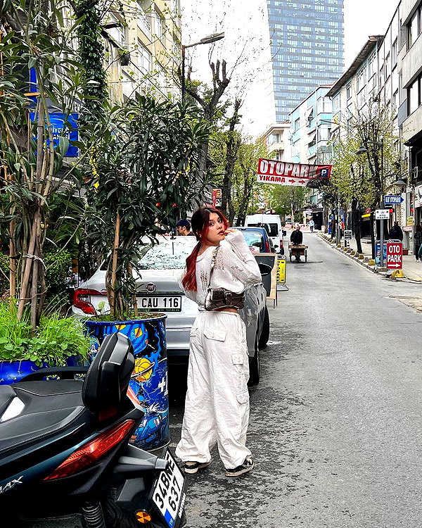 mekhrona_18 instagram image archive image