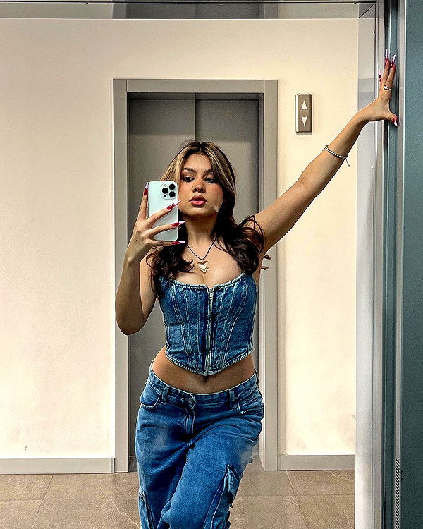 mekhrona_18 instagram image archive image