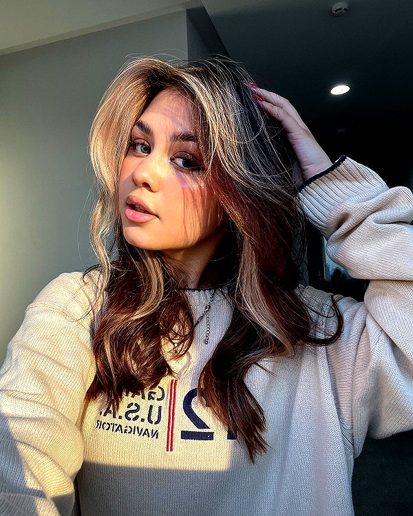 mekhrona_18 instagram image archive image