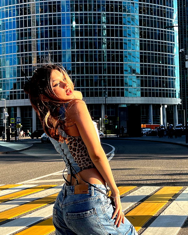 mekhrona_18 instagram image archive image