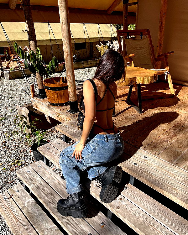 mekhrona_18 instagram image archive image