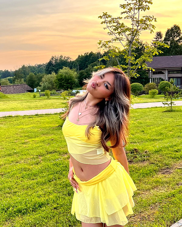 mekhrona_18 instagram image archive image