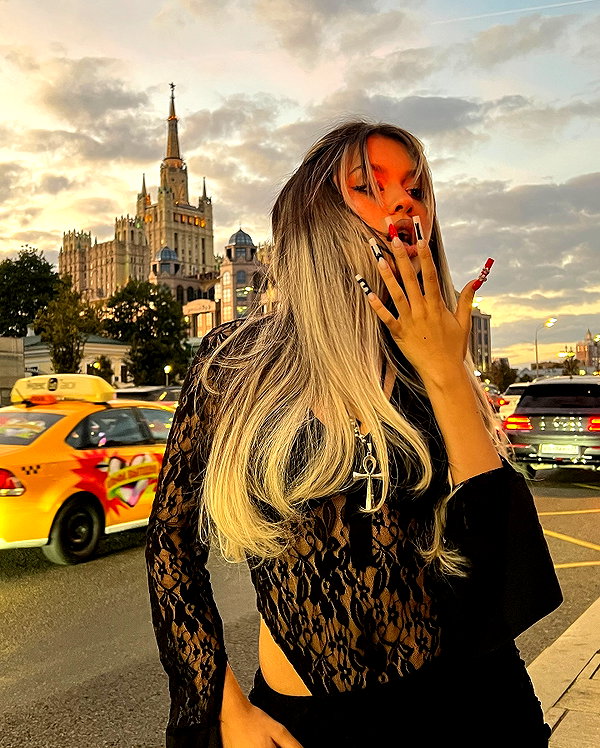 mekhrona_18 instagram image archive image