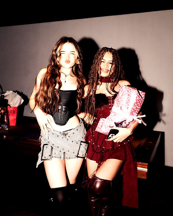 mekhrona_18 instagram image archive image