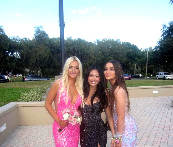mel_cerillo instagram image archive image