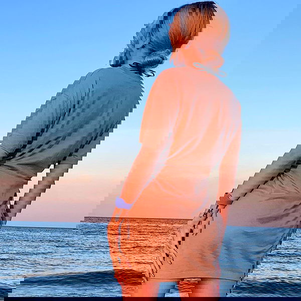 meleeva meleeva archive image