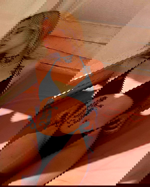 meleeva meleeva archive image