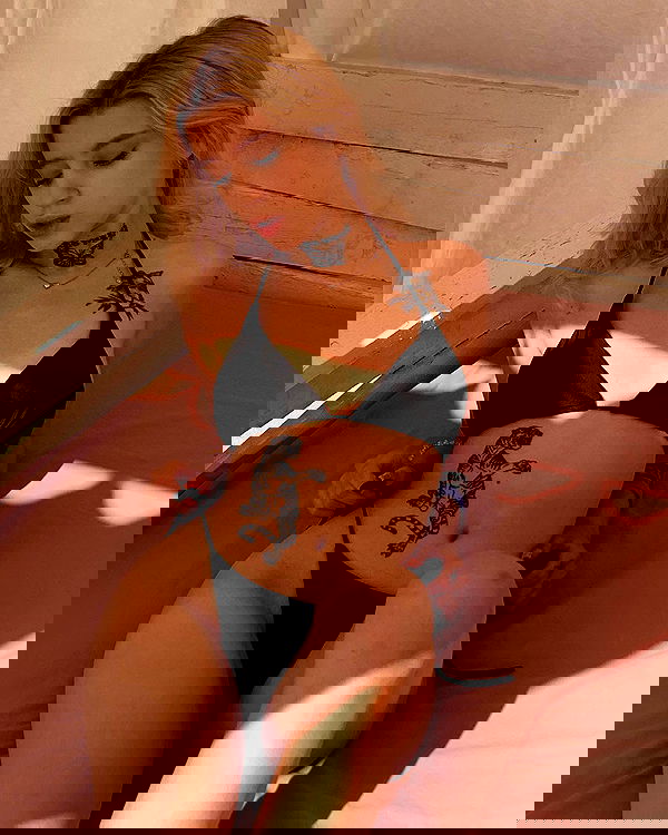 meleeva meleeva archive image