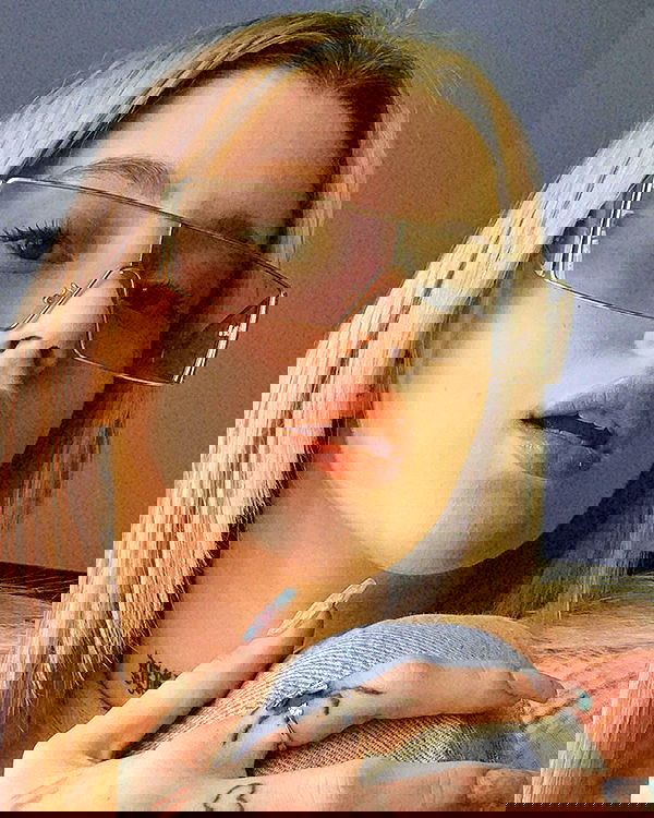 meleeva meleeva archive image