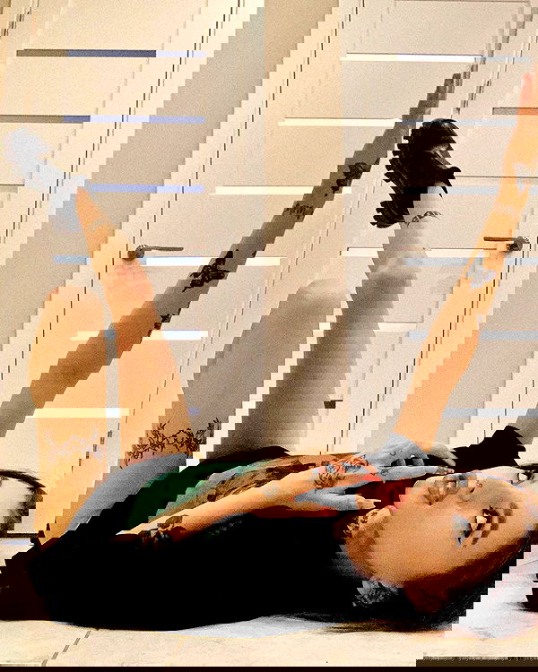 meleeva meleeva archive image