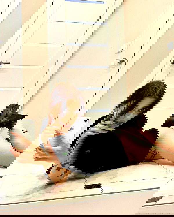 meleeva meleeva archive image