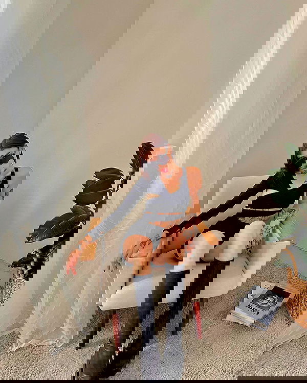 meleeva meleeva archive image