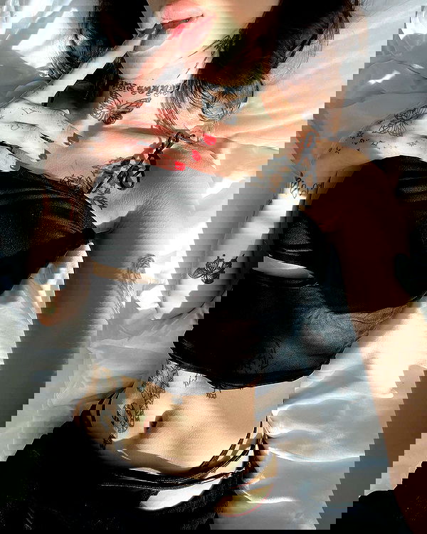 meleeva meleeva archive image