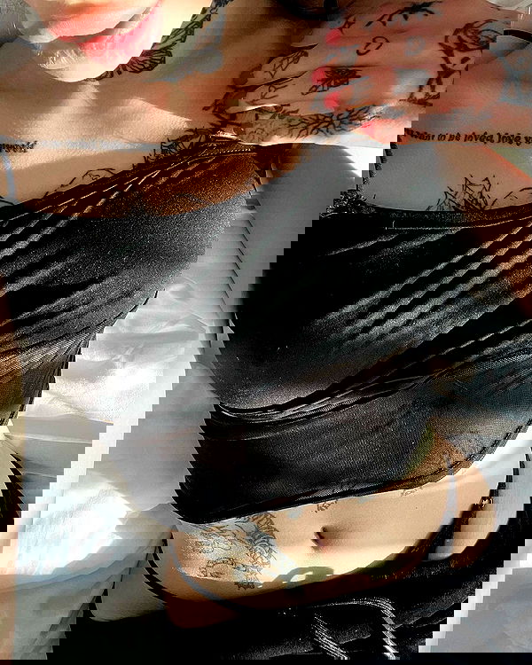 meleeva meleeva archive image