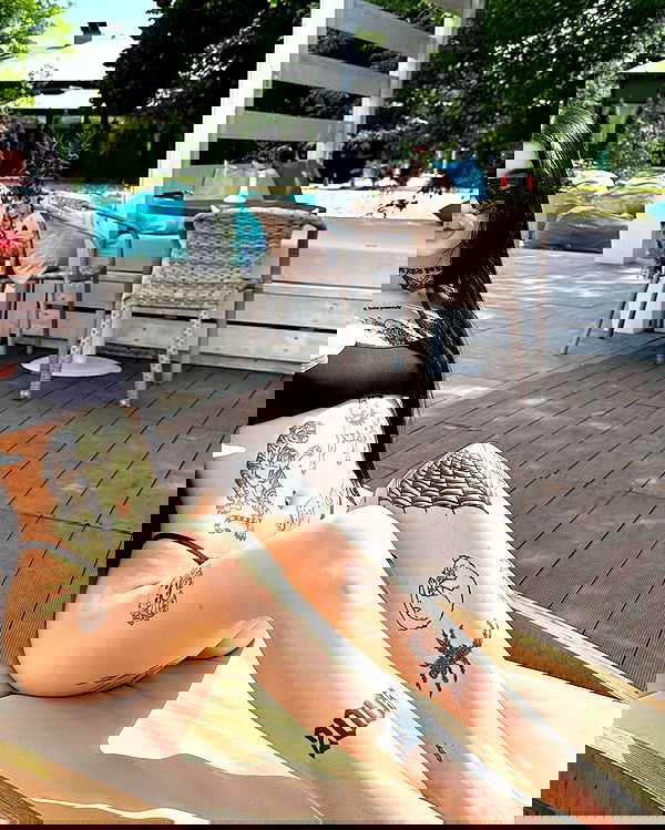 meleeva meleeva archive image