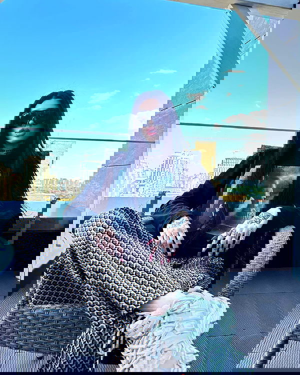 meleeva meleeva archive image