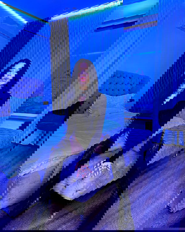 meleeva meleeva archive image