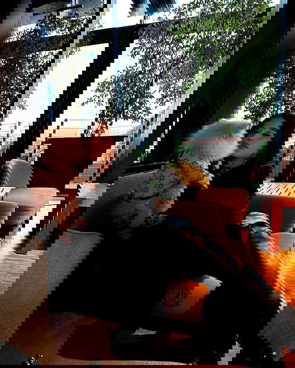 meleeva meleeva archive image