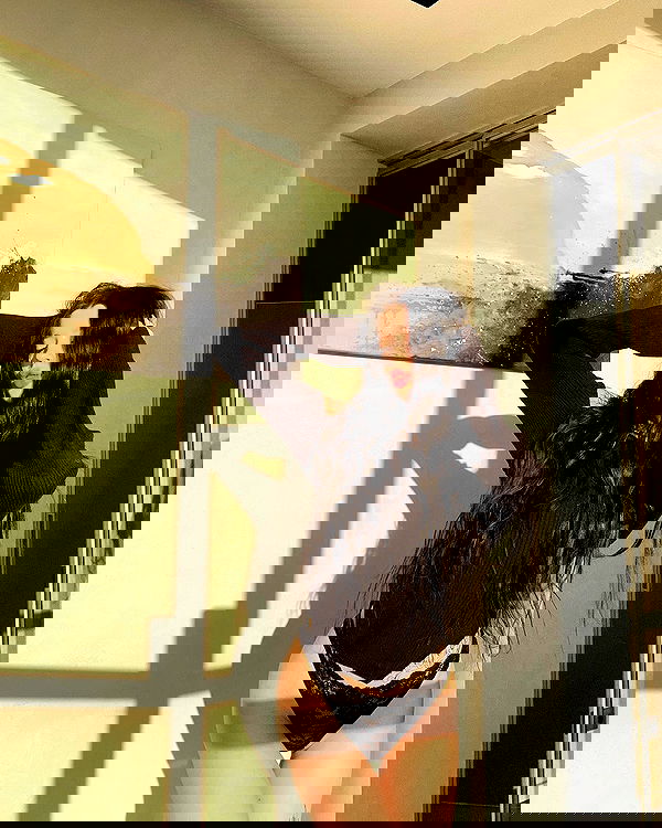 meleeva meleeva archive image