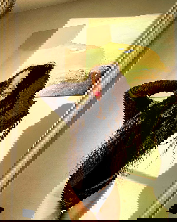 meleeva meleeva archive image