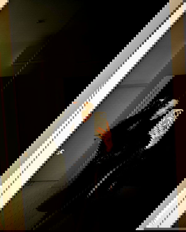 meleeva meleeva archive image