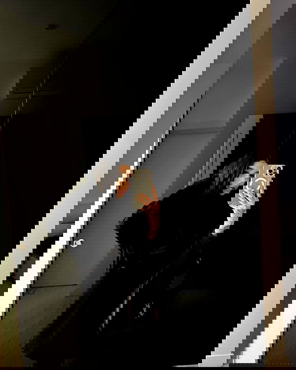 meleeva meleeva archive image