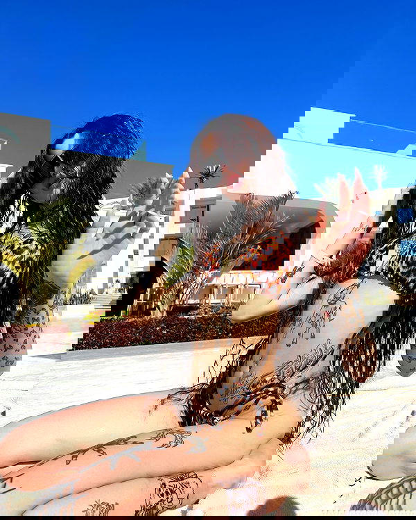 meleeva meleeva archive image