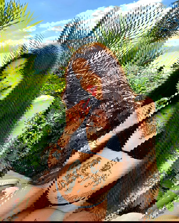 meleeva meleeva archive image