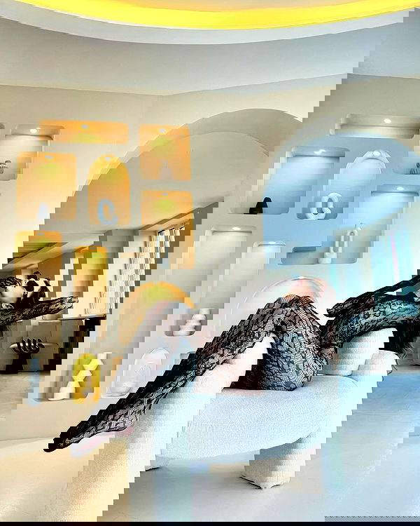 meleeva meleeva archive image