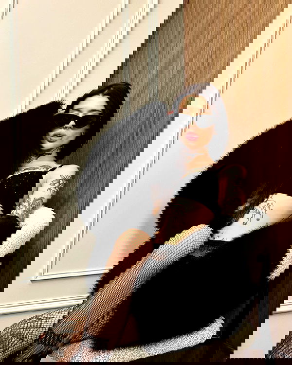 meleeva meleeva archive image