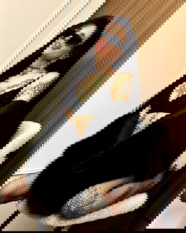 meleeva meleeva archive image