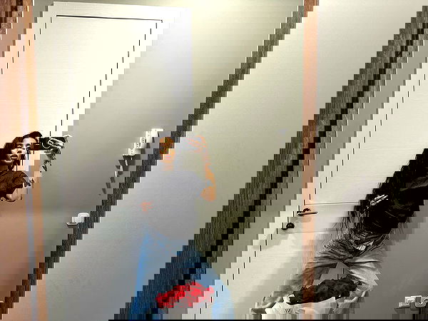 meleeva meleeva archive image