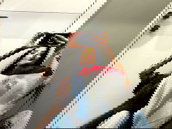 meleeva meleeva archive image