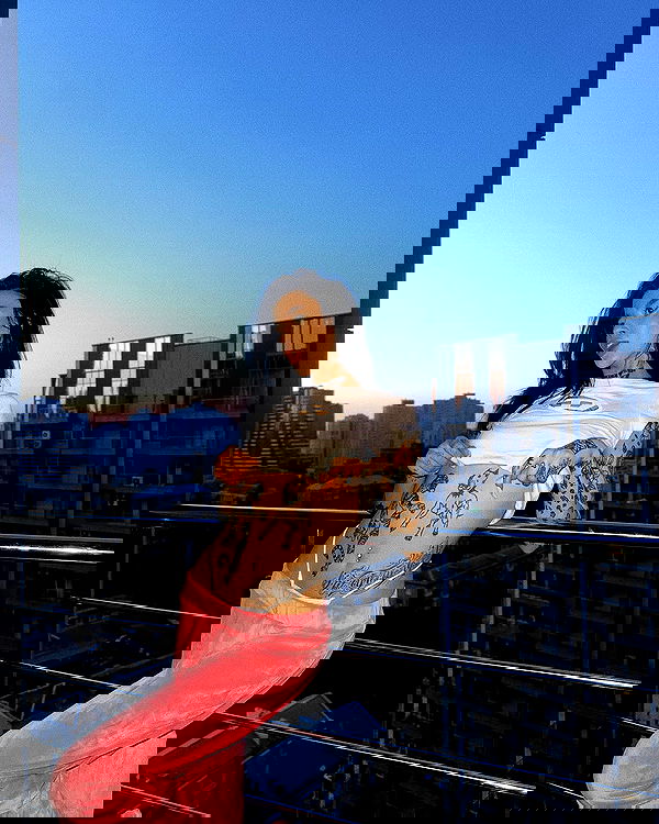 meleeva meleeva archive image