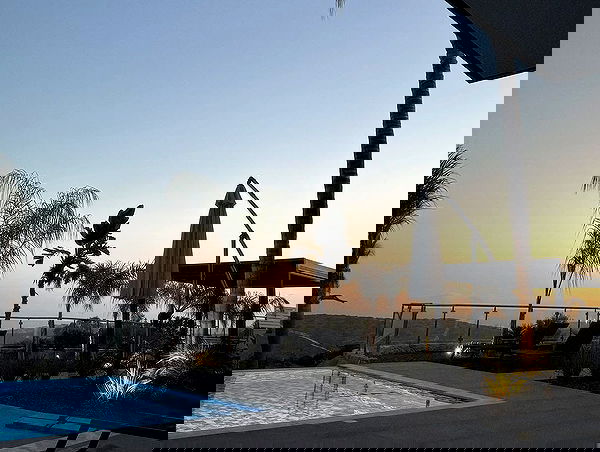 meleeva meleeva archive image