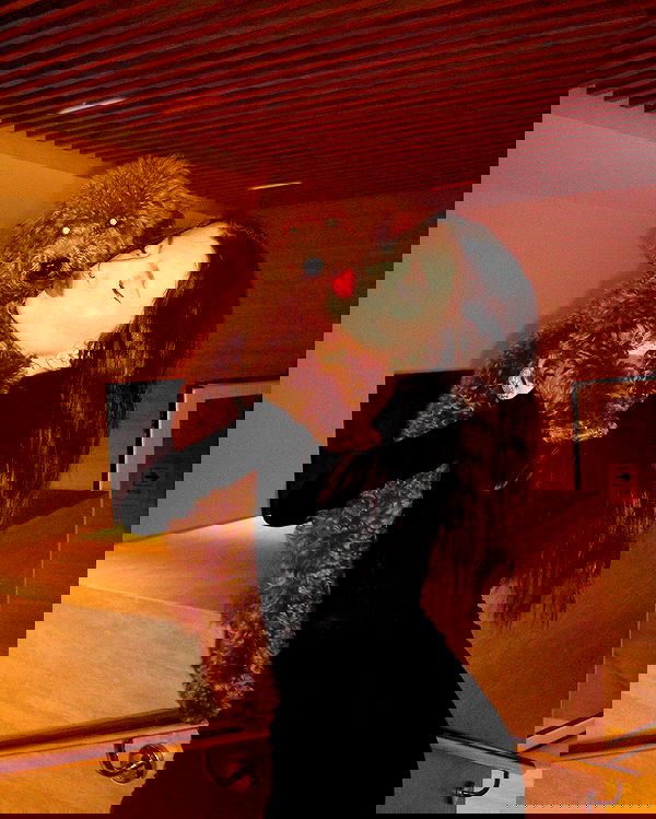 meleeva meleeva archive image