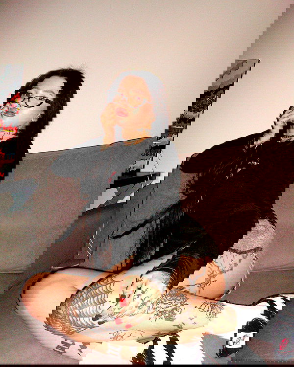 meleeva meleeva archive image